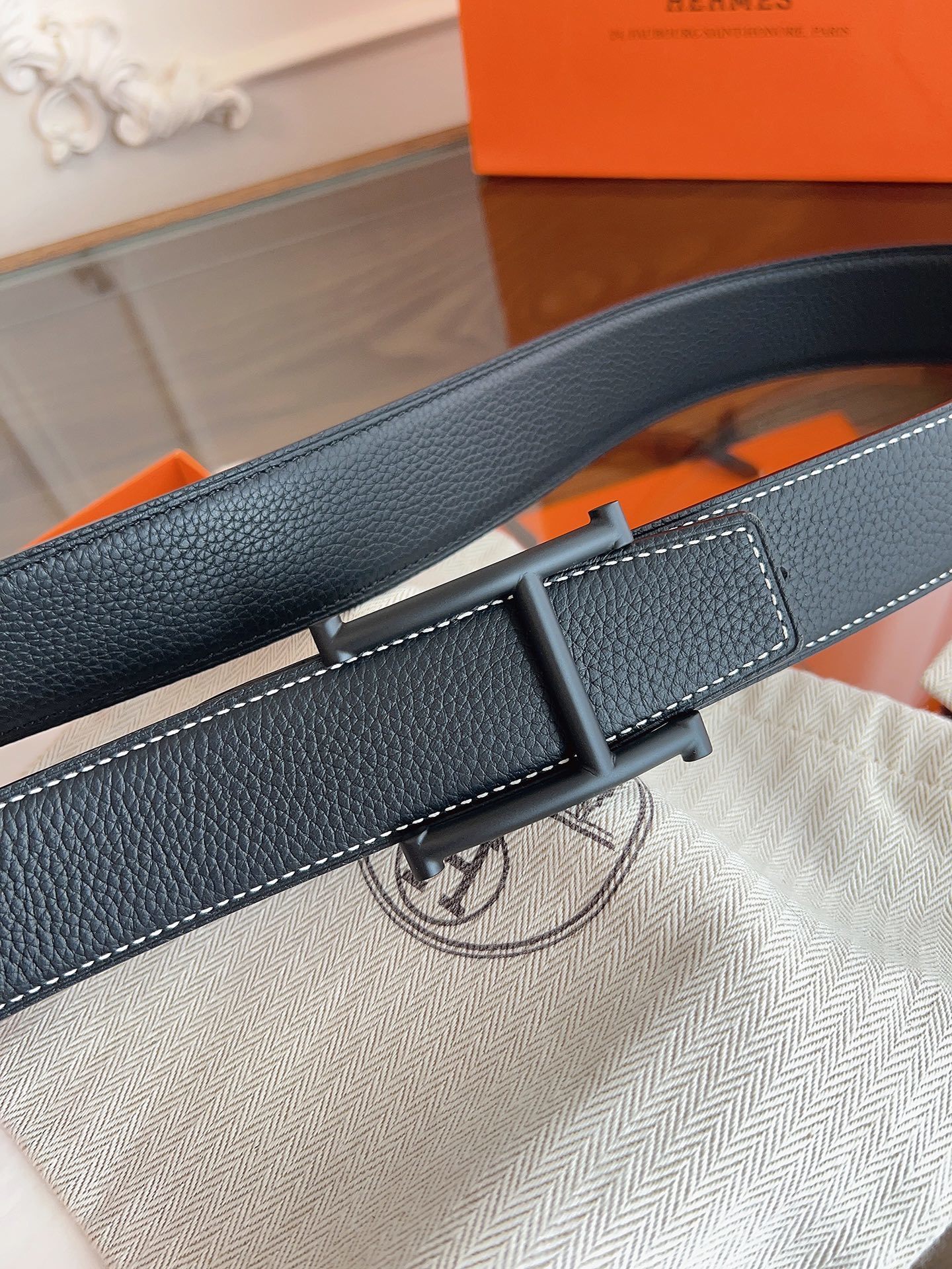 Hermes Men's Constance Belt - Matte Black H Buckle & Leather