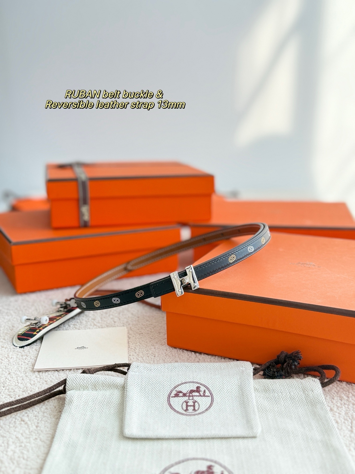 Ruban Belt Buckle & 13mm Reversible Leather Strap – Luxury Accessory