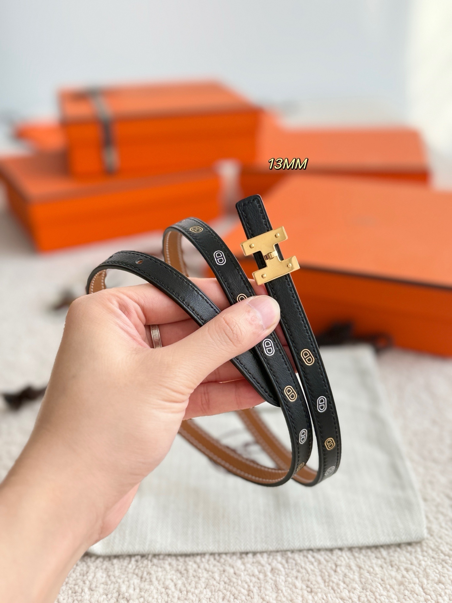 Hermès Ruban Belt Buckle & 13mm Reversible Leather Strap