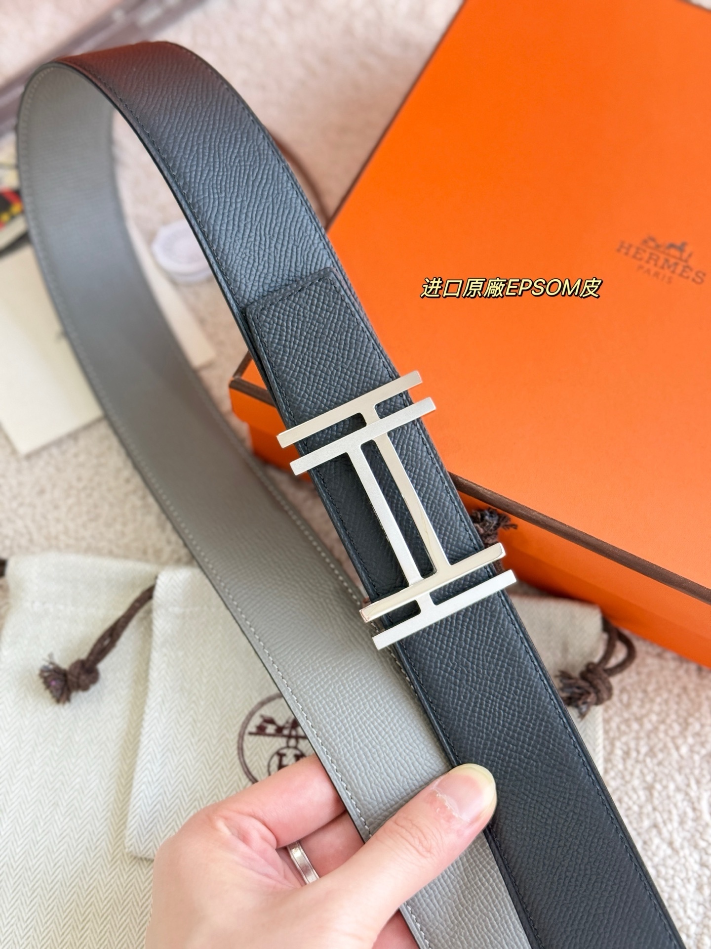 Hermes H Au Carre Belt Buckle & 38mm Reversible Leather Strap
