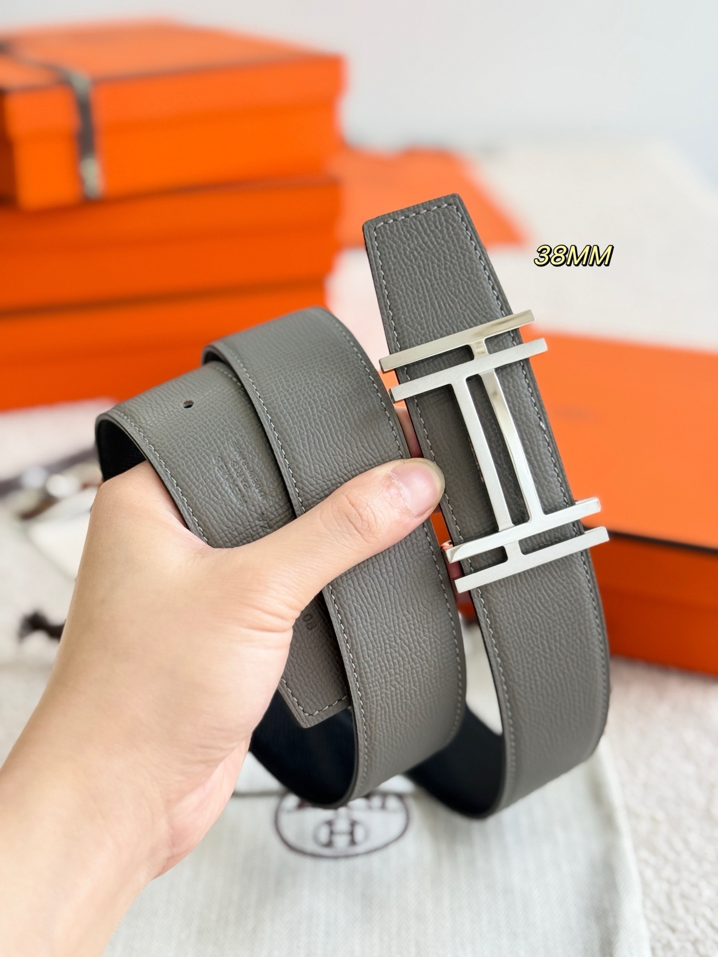 Hermes H Au Carre Belt Buckle & 38mm Reversible Leather Strap