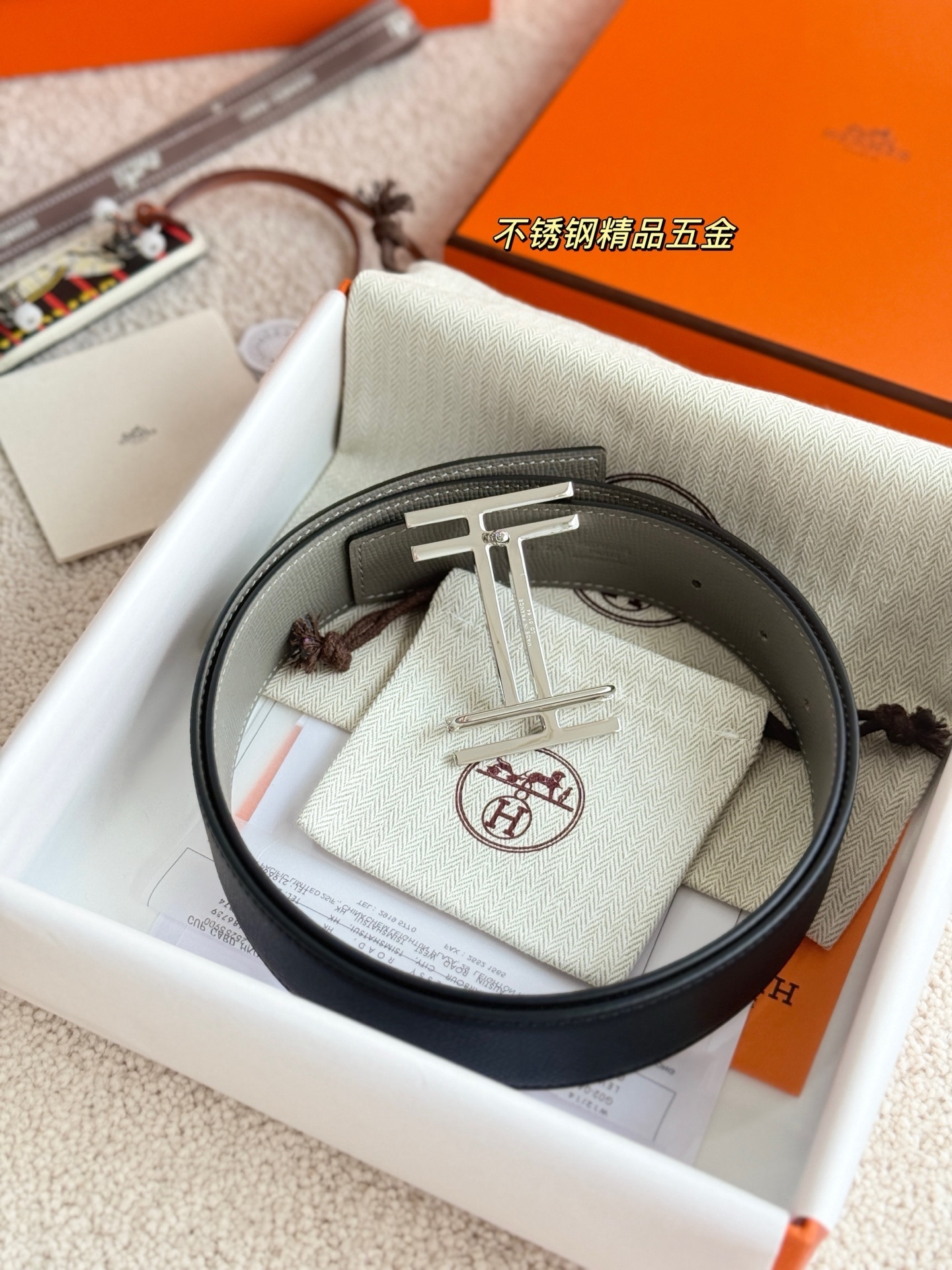 Hermes H Au Carre Belt Buckle & 38mm Reversible Leather Strap