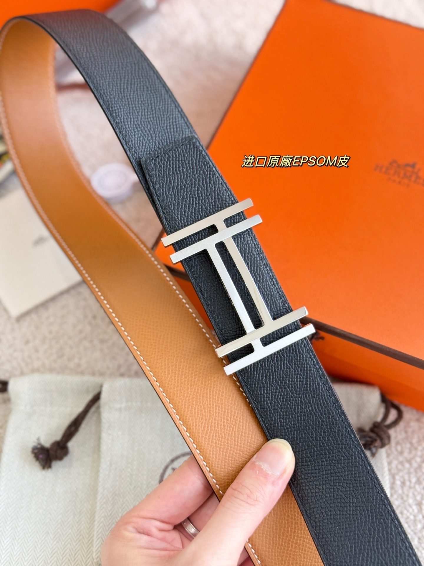 Hermes H Au Carre Belt Buckle & 38mm Reversible Leather Strap