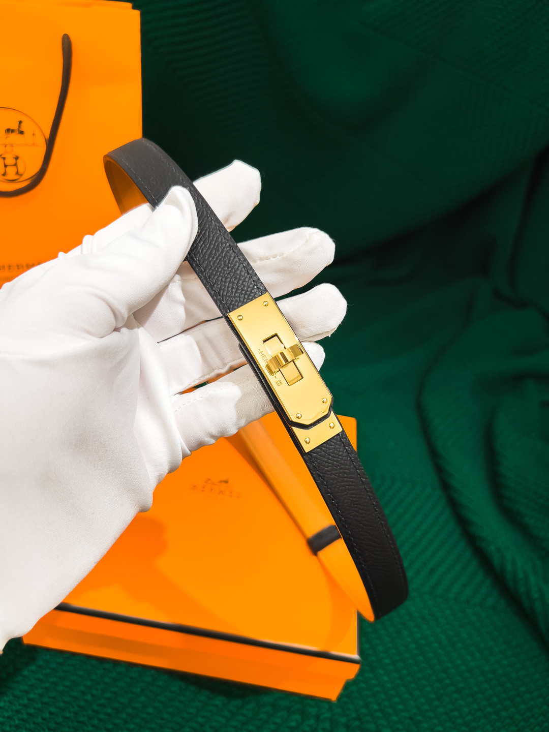 Hermès Kelly Belt in Epsom Leather with Gold-Plated Buckle