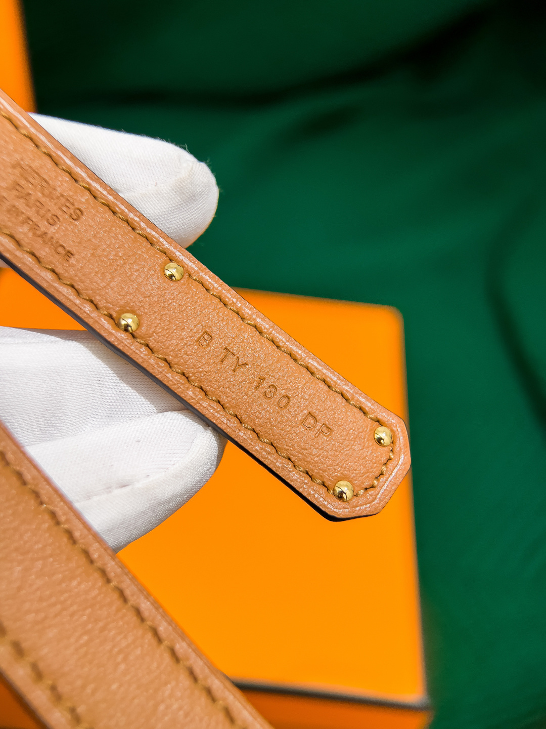 Hermès Kelly 18 Belt Gold Epsom Leather with Gold Hardware