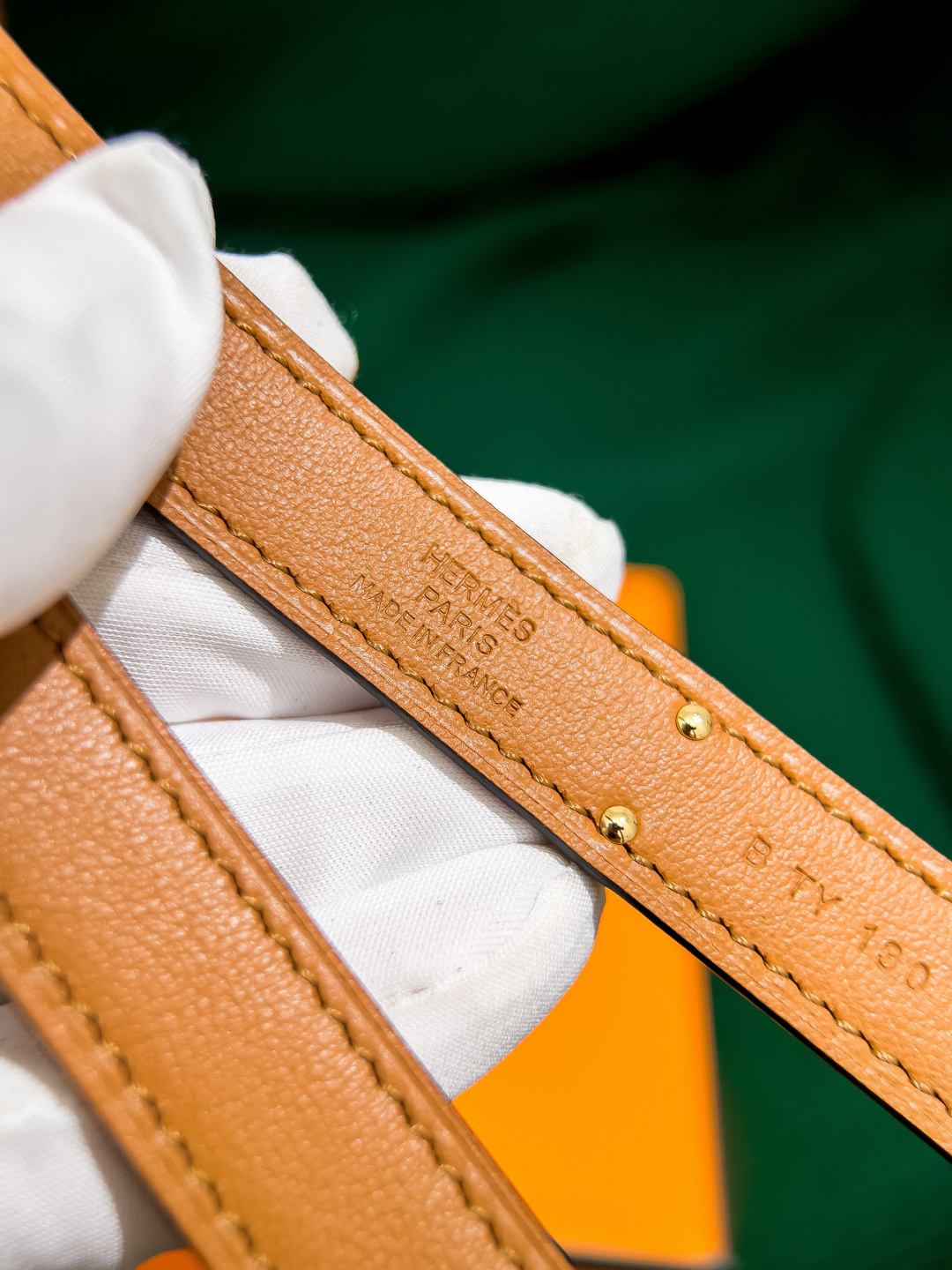 Hermès Kelly 18 Belt Gold Epsom Leather with Gold Hardware