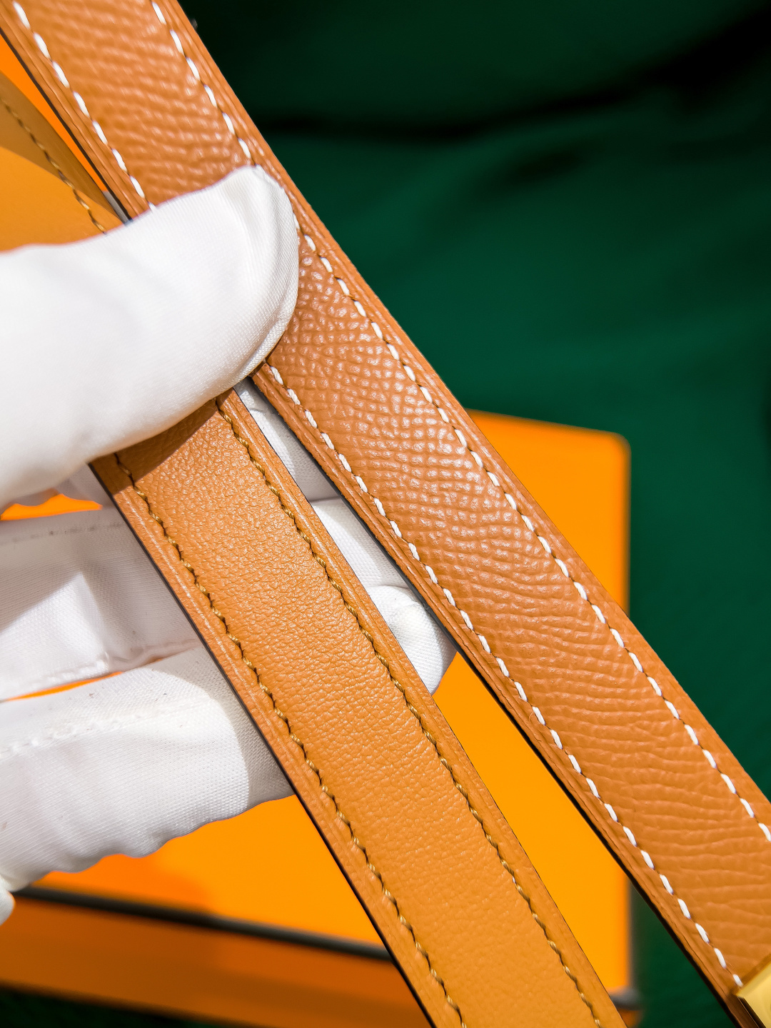 Hermès Kelly 18 Belt Gold Epsom Leather with Gold Hardware