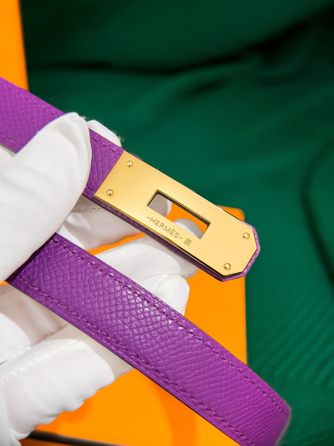 Luxury Hermes Kelly 18 Belt Purple Epsom Leather Gold Hardware