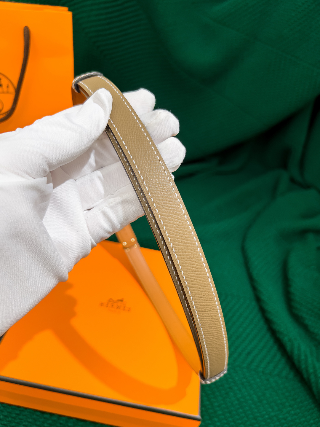 Hermes Kelly Belt Etoupe Epsom Leather Gold Hardware Adjustable