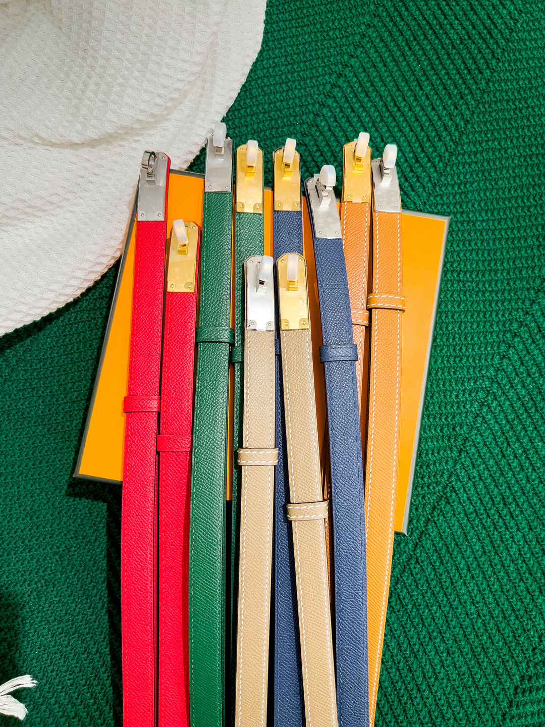 Luxurious Adjustable Grained Leather Belt for Women - Multiple Colors