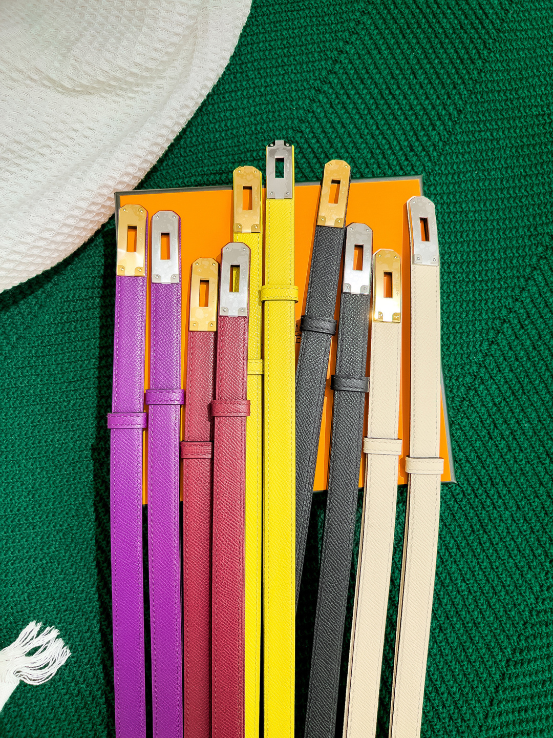 Luxurious Adjustable Grained Leather Belt for Women - Multiple Colors