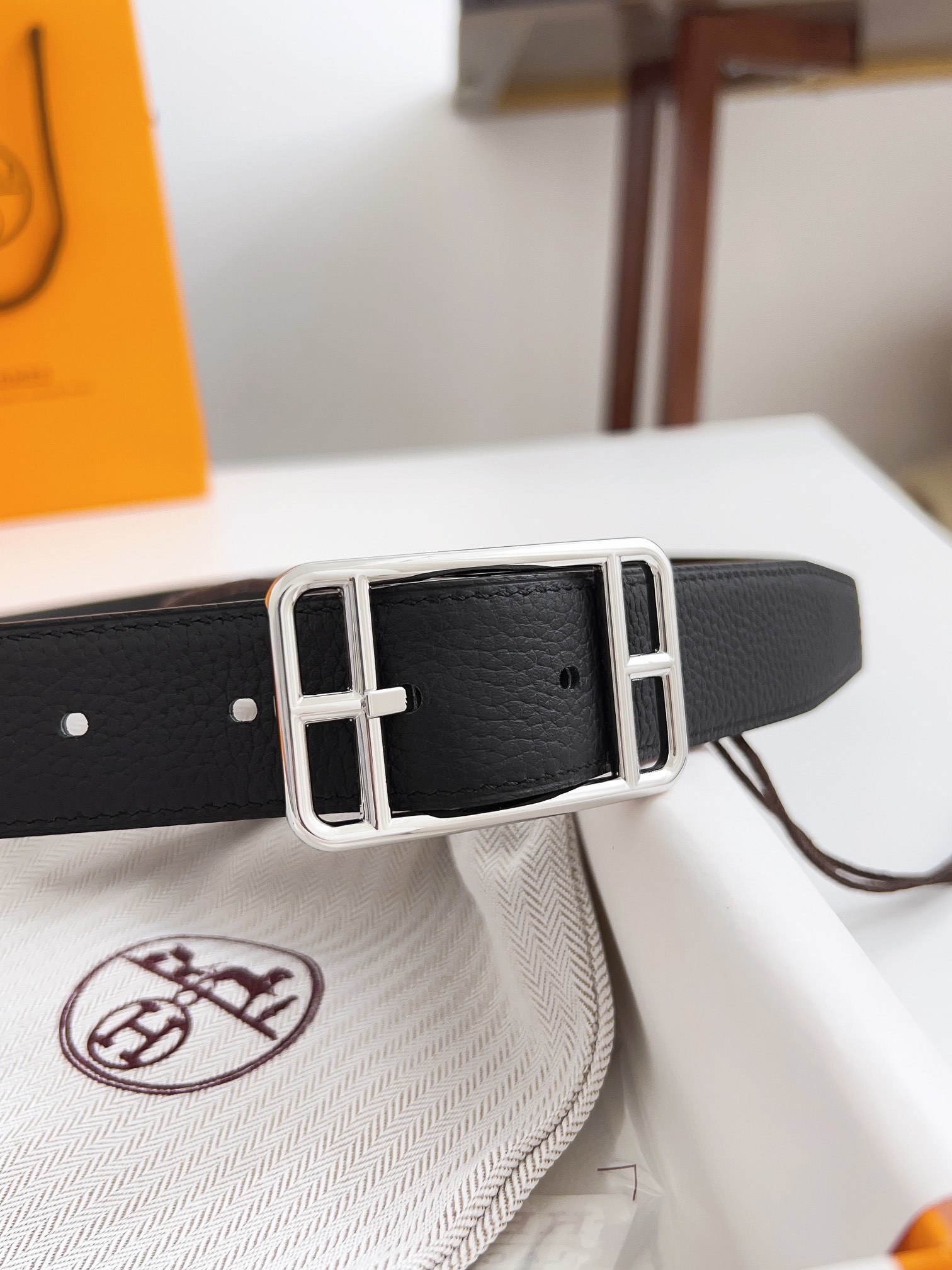 Hermes Men's Black Grainy Leather Belt with Silver Buckle