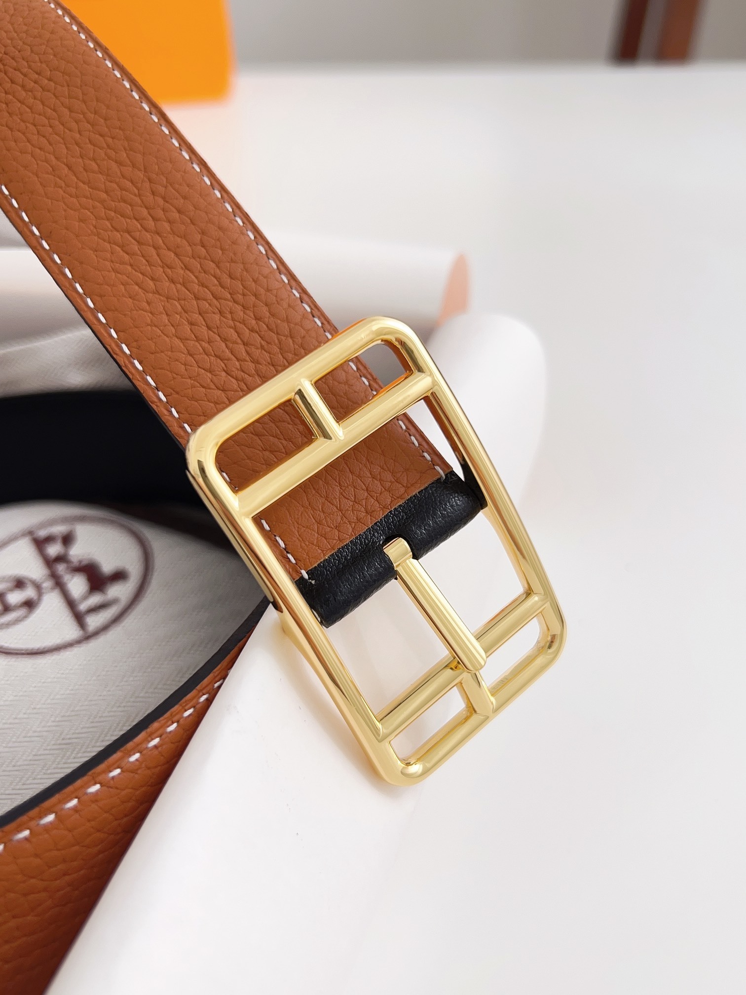 Luxury Brown Leather Belt with Gold Buckle - Premium Accessory