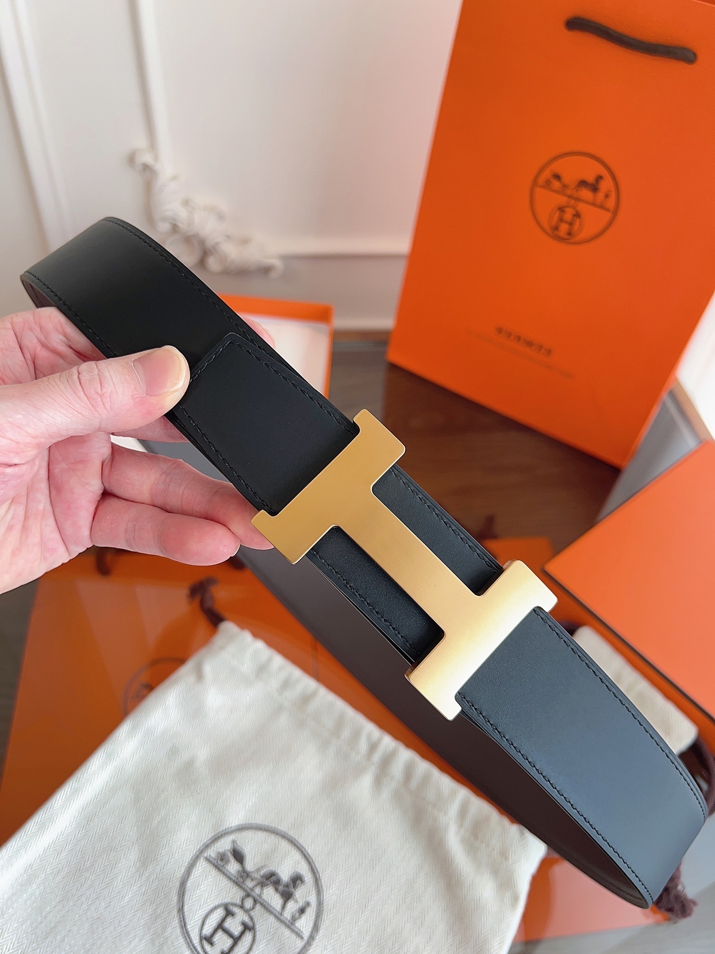 Luxury Hermès H Buckle Leather Belt - Gold Hardware Designer Piece