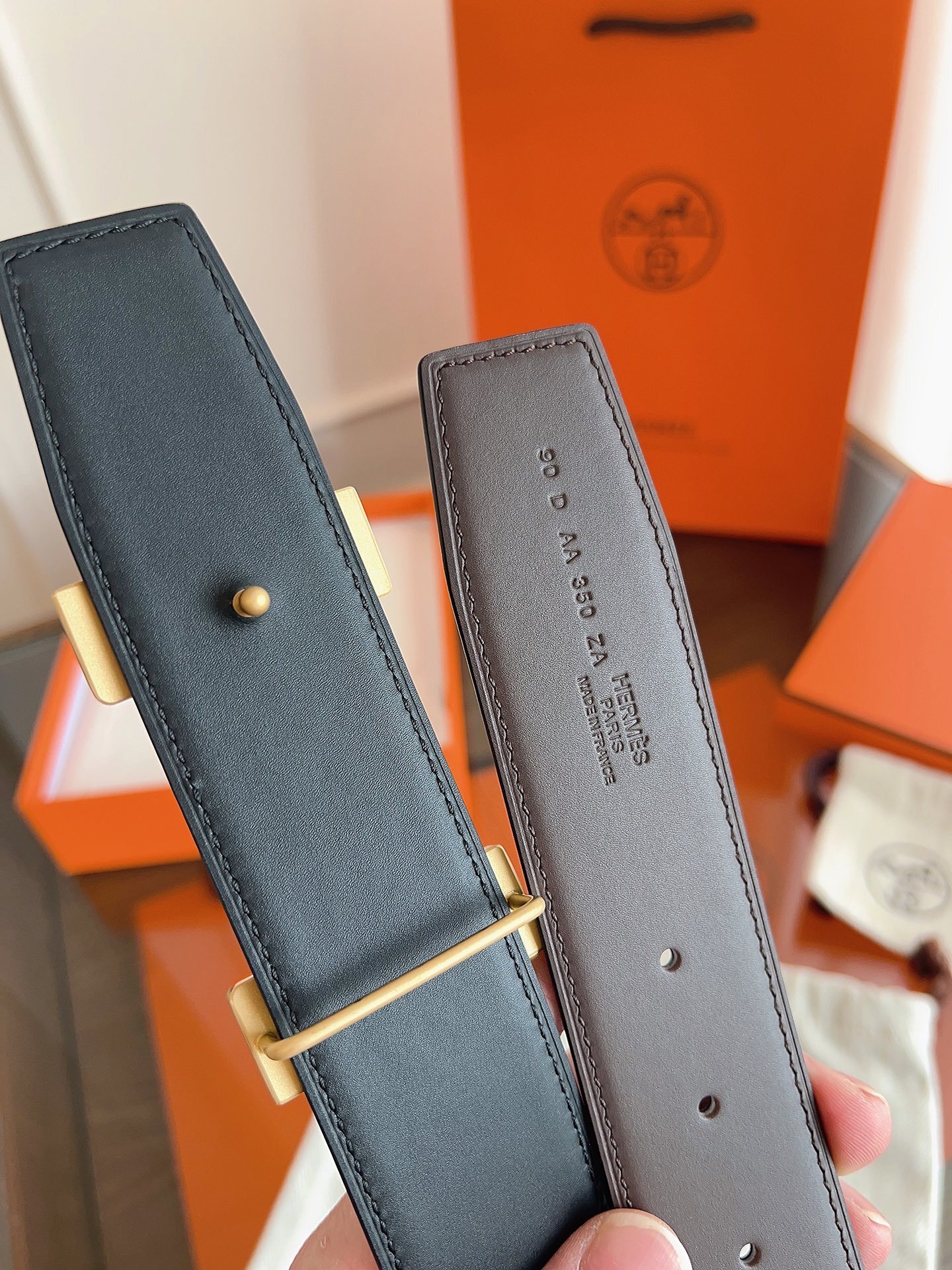 Luxury Hermès H Buckle Leather Belt - Gold Hardware Designer Piece