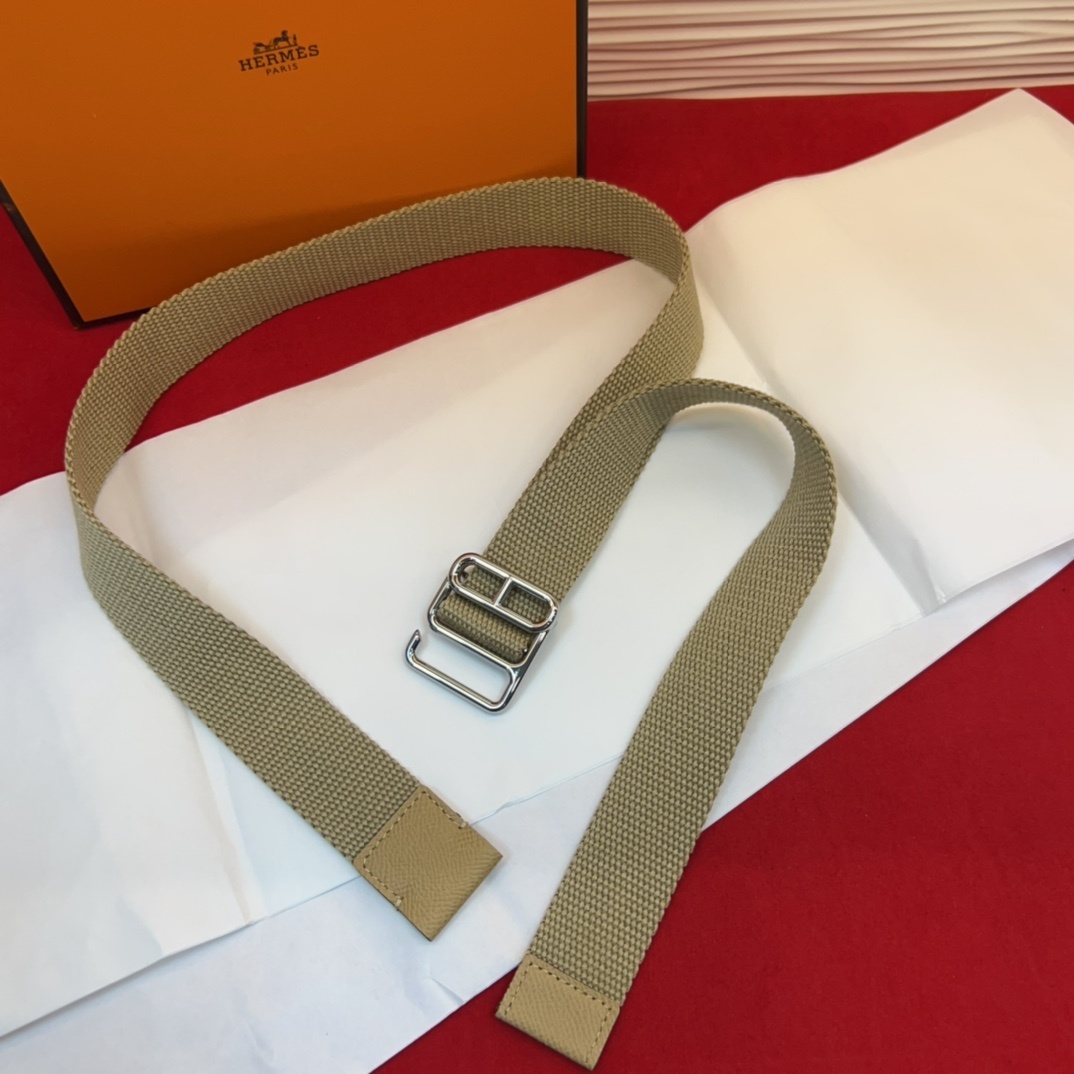 Hermès Khaki Canvas Belt with Signature Silver-Tone Buckle