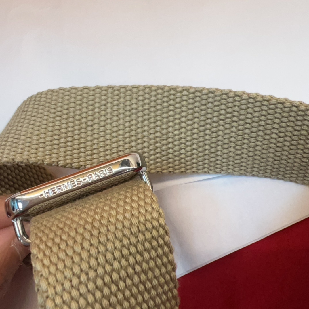 Hermès Khaki Canvas Belt with Signature Silver-Tone Buckle