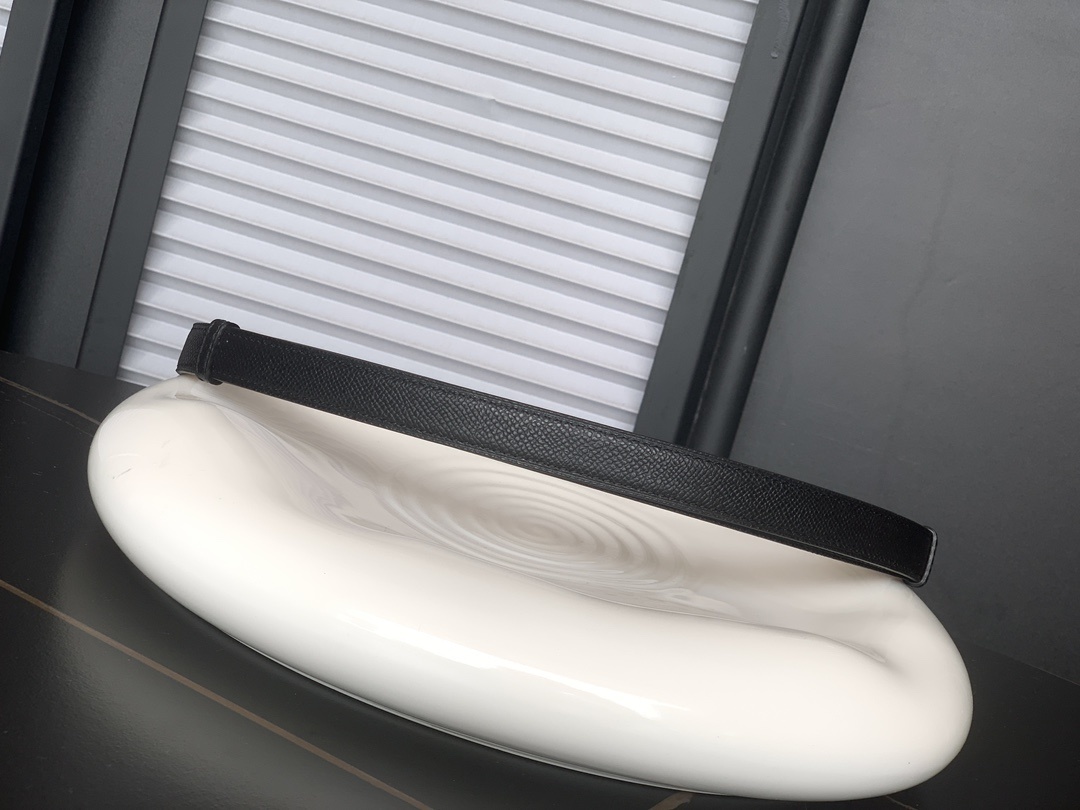 Hermes Kelly 18 Belt in Black Epsom Leather with Silver Hardware