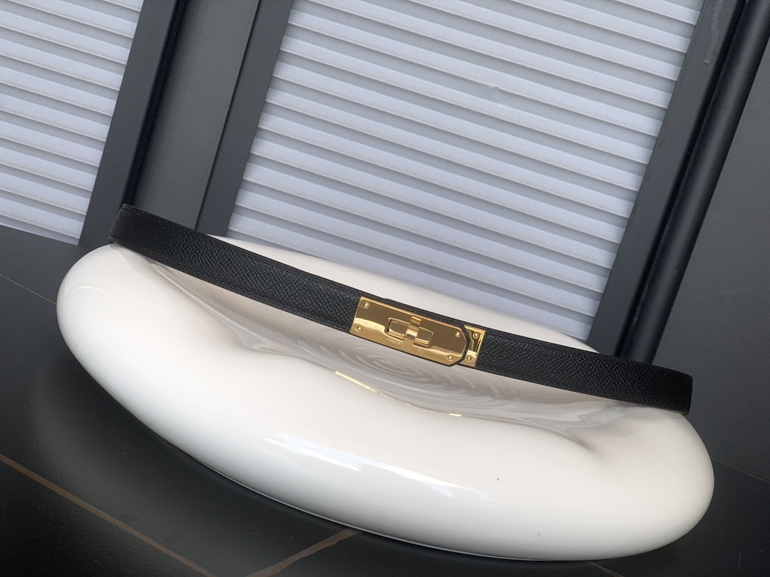 Hermes Kelly Belt Black Epsom Leather with Gold Hardware