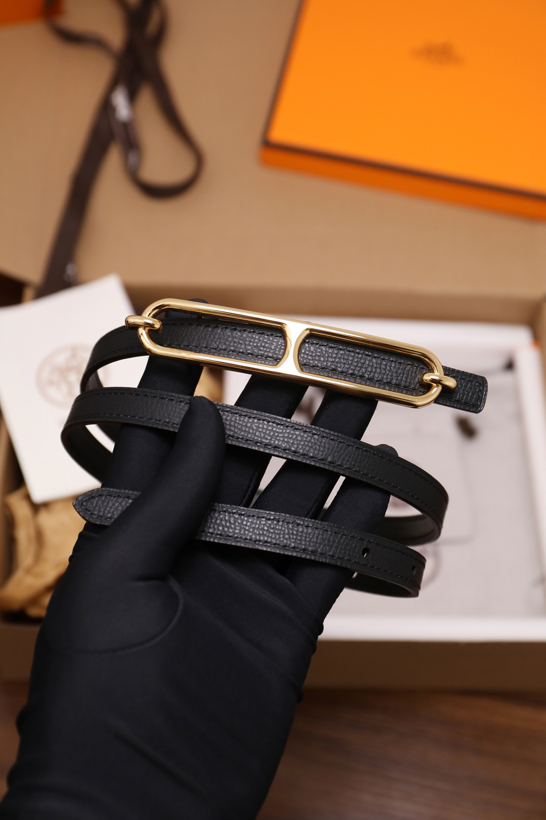 Hermès Roulis Slim Leather Belt – Black with Gold Hardware