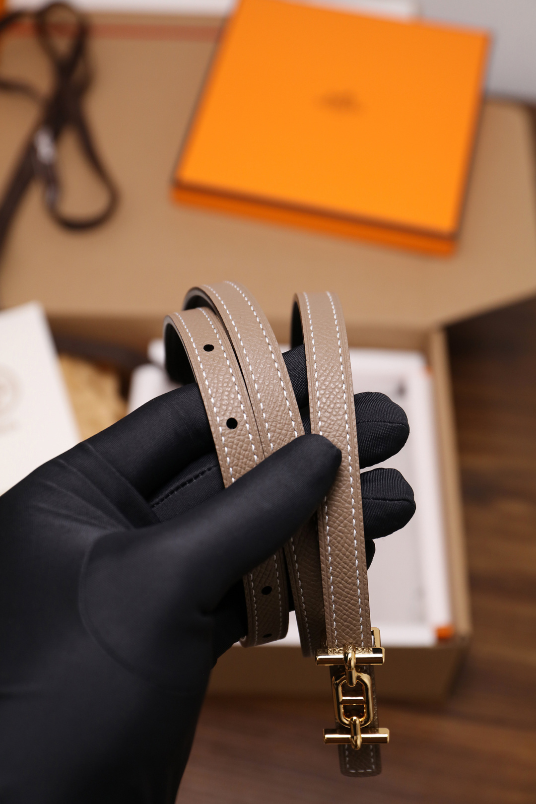 Women's Epsom Leather Kelly Belt - Etoupe with Gold Buckle