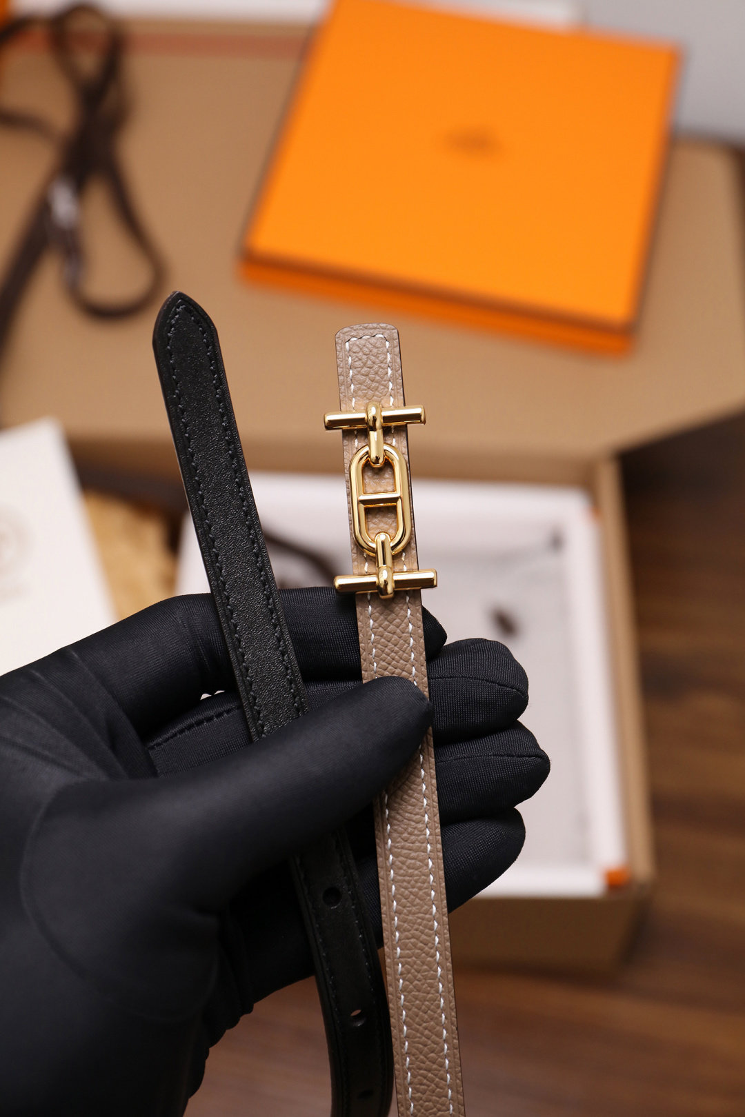 Women's Epsom Leather Kelly Belt - Etoupe with Gold Buckle