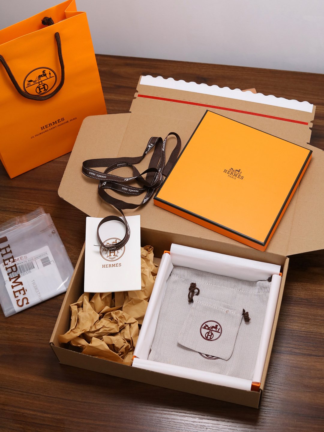 Luxury Tan Pebbled Leather Belt with Gold-Tone Link Buckle