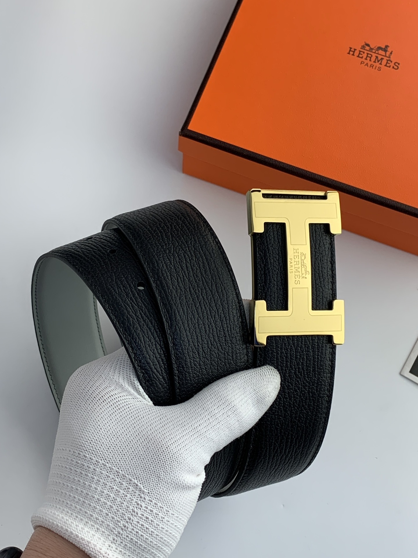 Hermes Reversible Leather Belt with Gold H Buckle - Luxury Edition