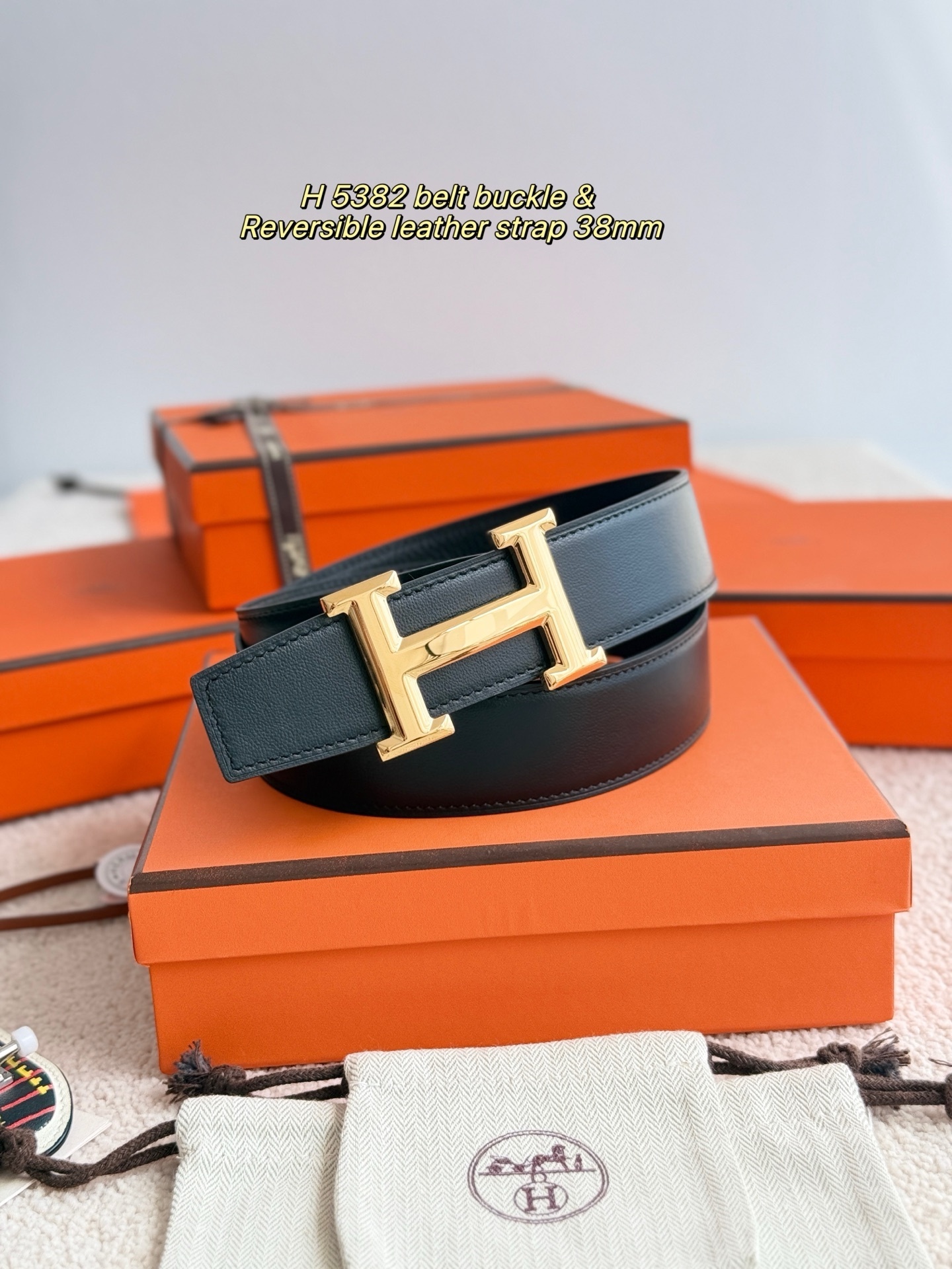 Hermes H 5382 Gold Buckle & 38mm Reversible Leather Belt