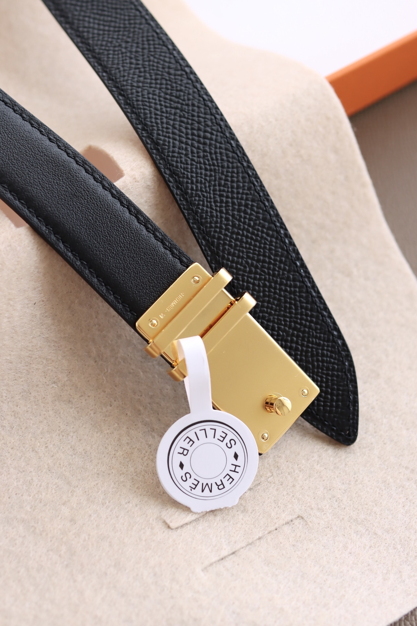 Luxury Black Leather Belt Bag with Gold H Buckle - Chic Waist Pack