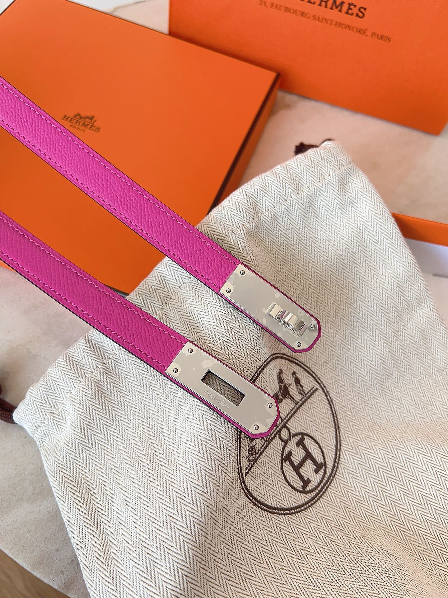 Hermes Kelly Double Tour Bracelet Pink Leather Gold Hardware