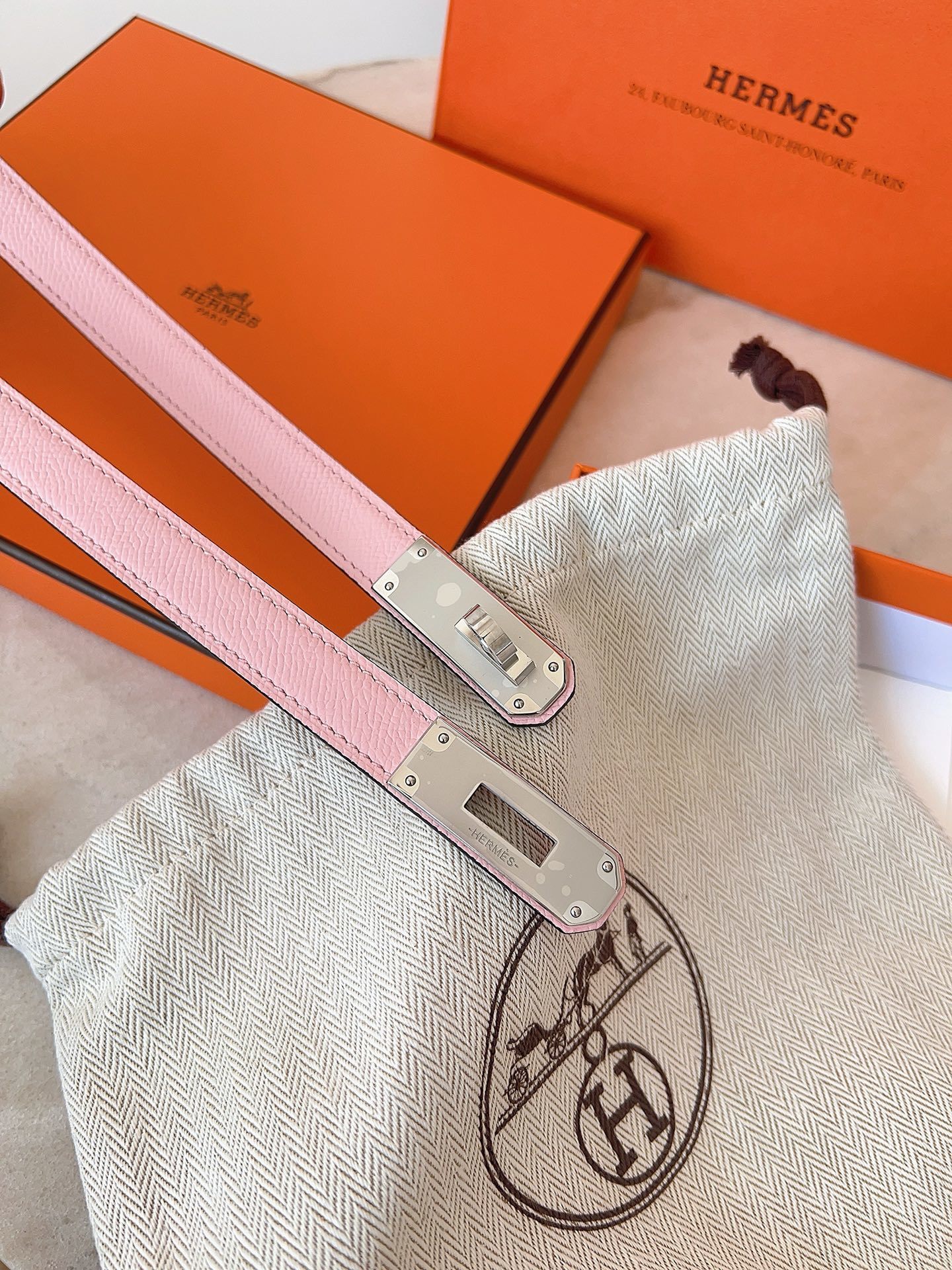 Hermès Kelly Bag Leather Strap - Pink Epsom with Gold Hardware