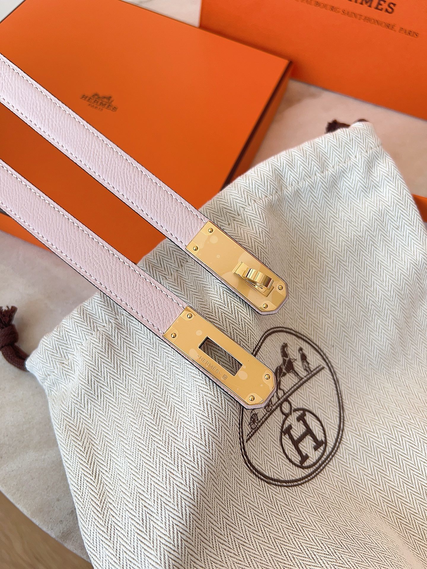 Hermes Kelly Double Tour Bracelet Pink Epsom Leather Gold Hardware