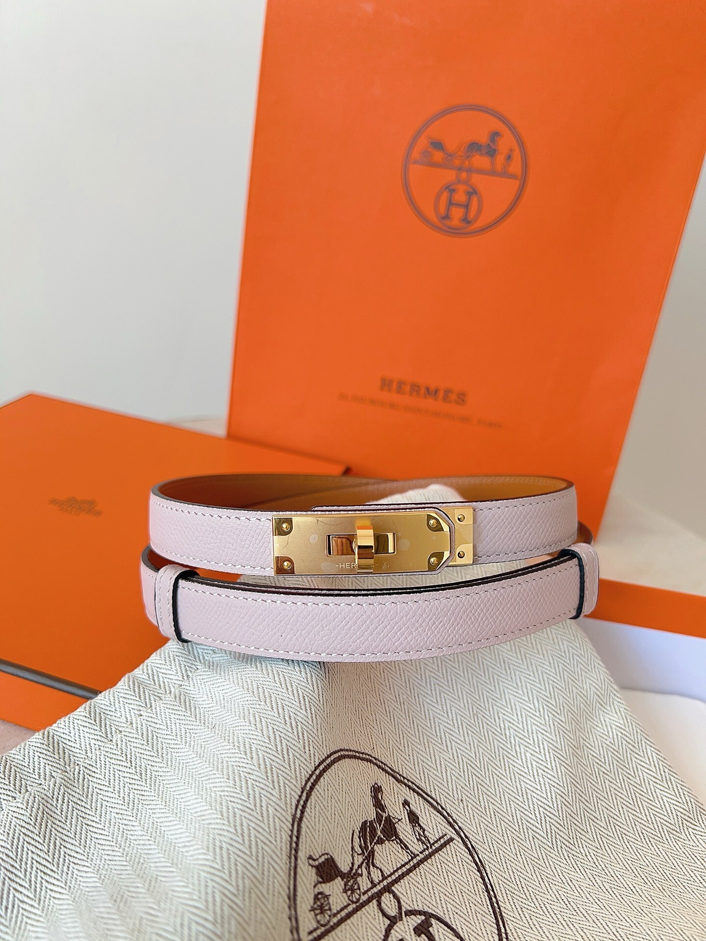 Hermes Kelly Double Tour Bracelet Pink Epsom Leather Gold Hardware