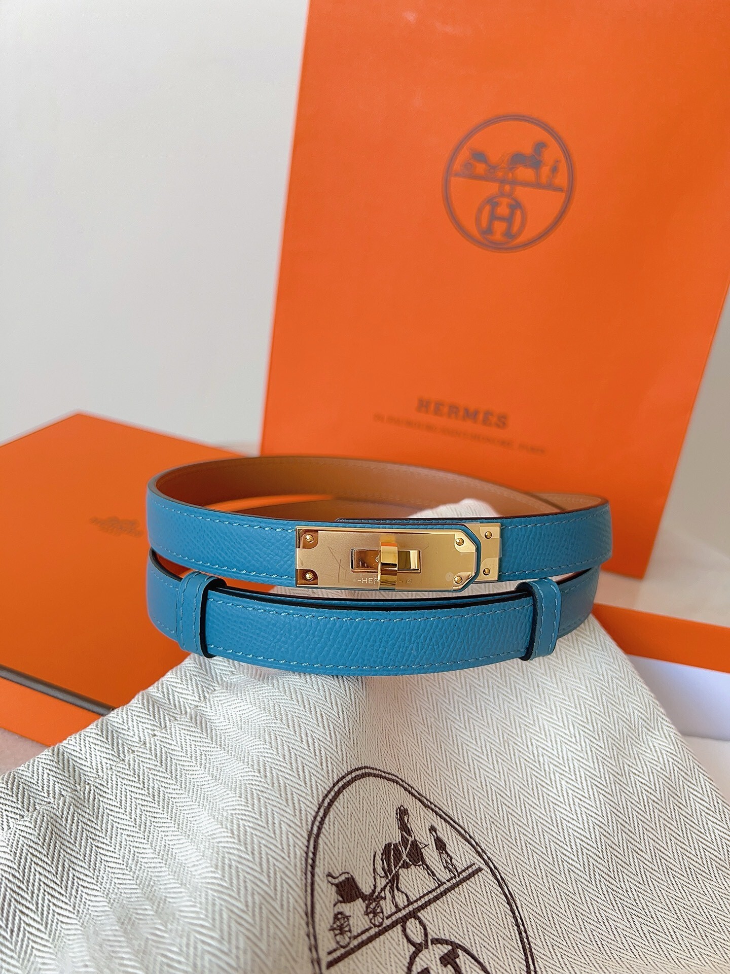 Hermès Kelly Belt – Blue Epsom Leather with Gold Hardware