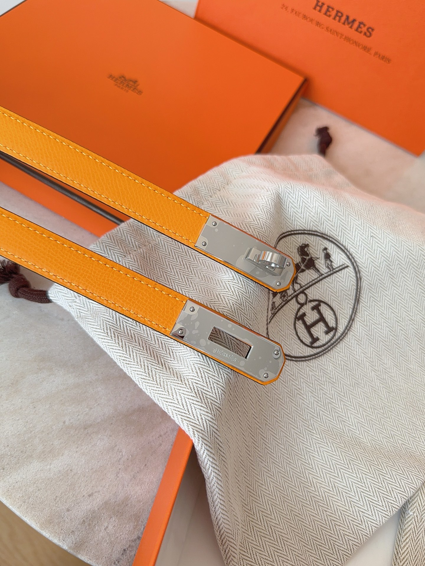 Hermès Kelly 18 Belt Orange Epsom Leather with Gold Hardware