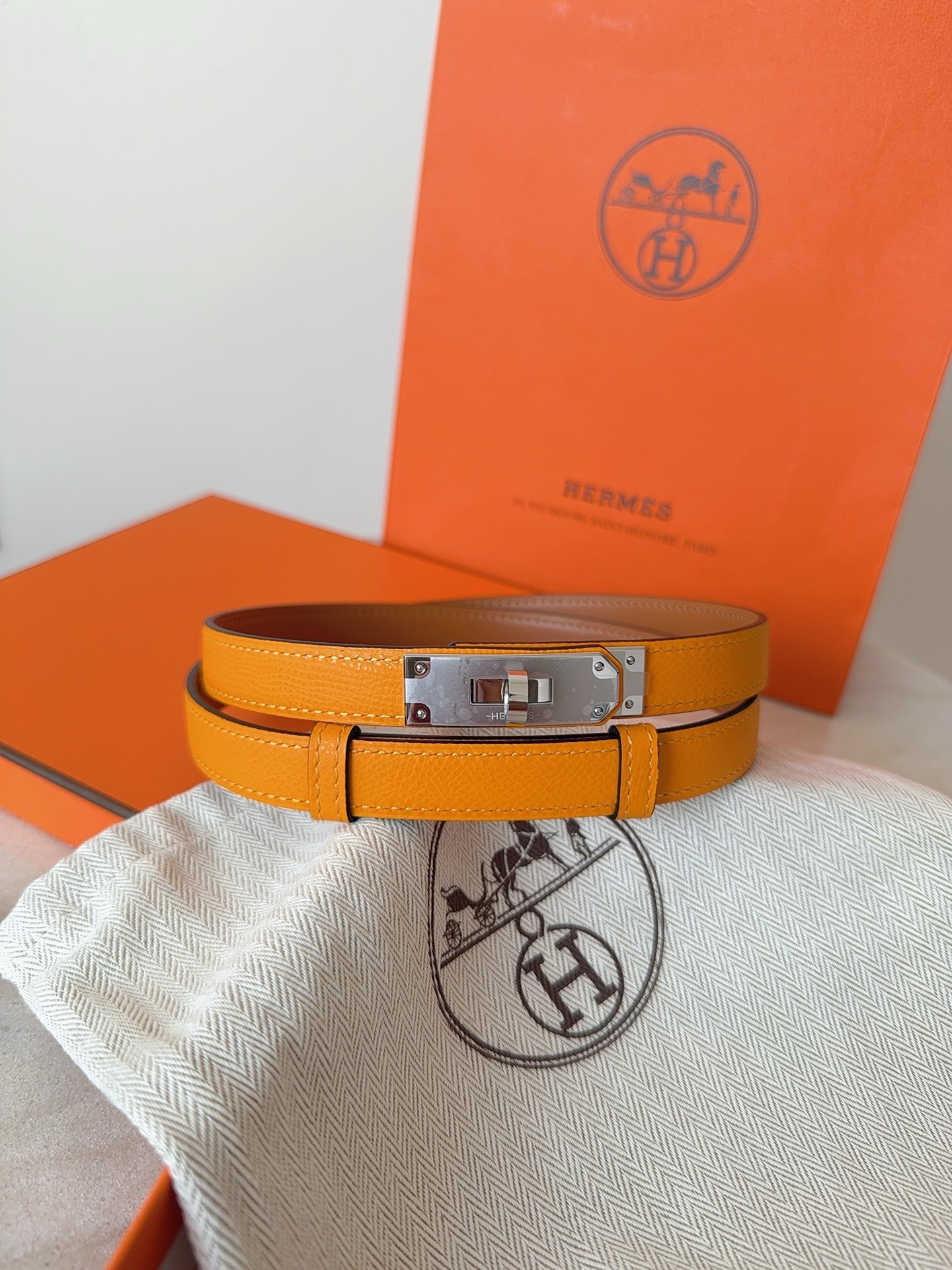 Hermès Kelly 18 Belt Orange Epsom Leather with Gold Hardware