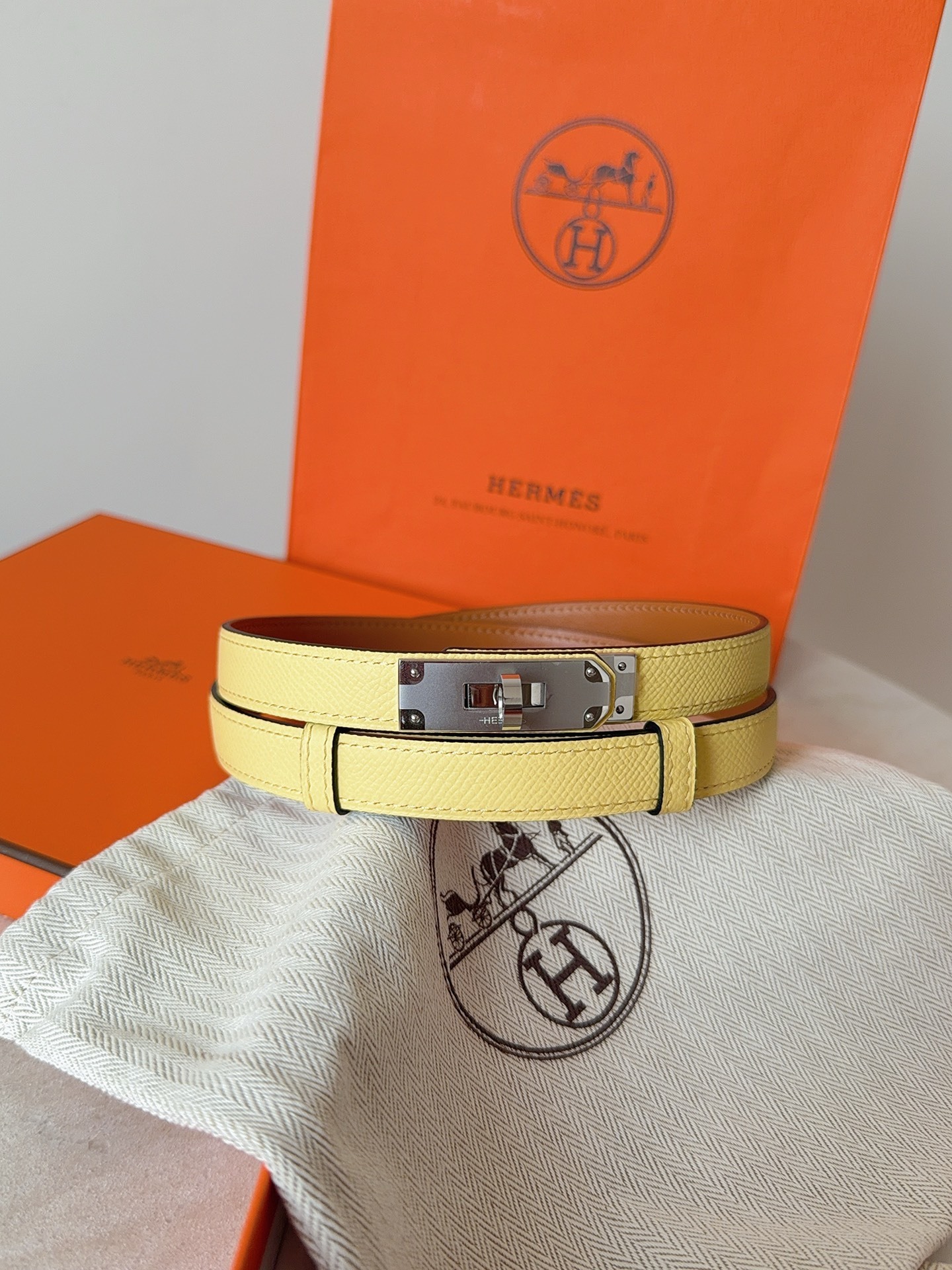 Hermes Kelly Double Tour Bracelet - Pale Yellow Epsom Leather & Gold