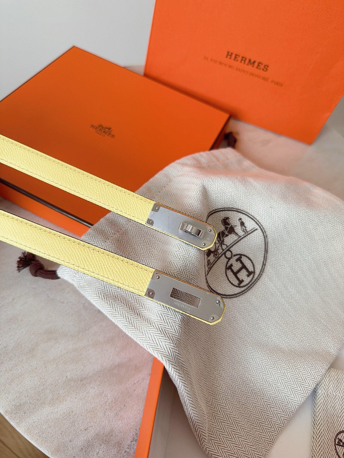 Hermes Kelly Double Tour Bracelet - Pale Yellow Epsom Leather & Gold