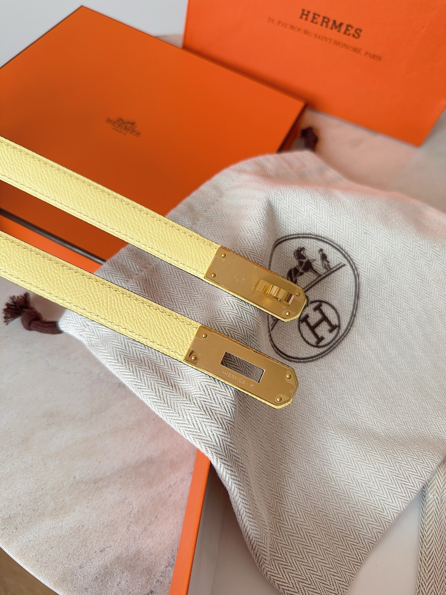 Hermes Kelly Double Tour Bracelet - Pale Yellow Epsom Leather & Gold