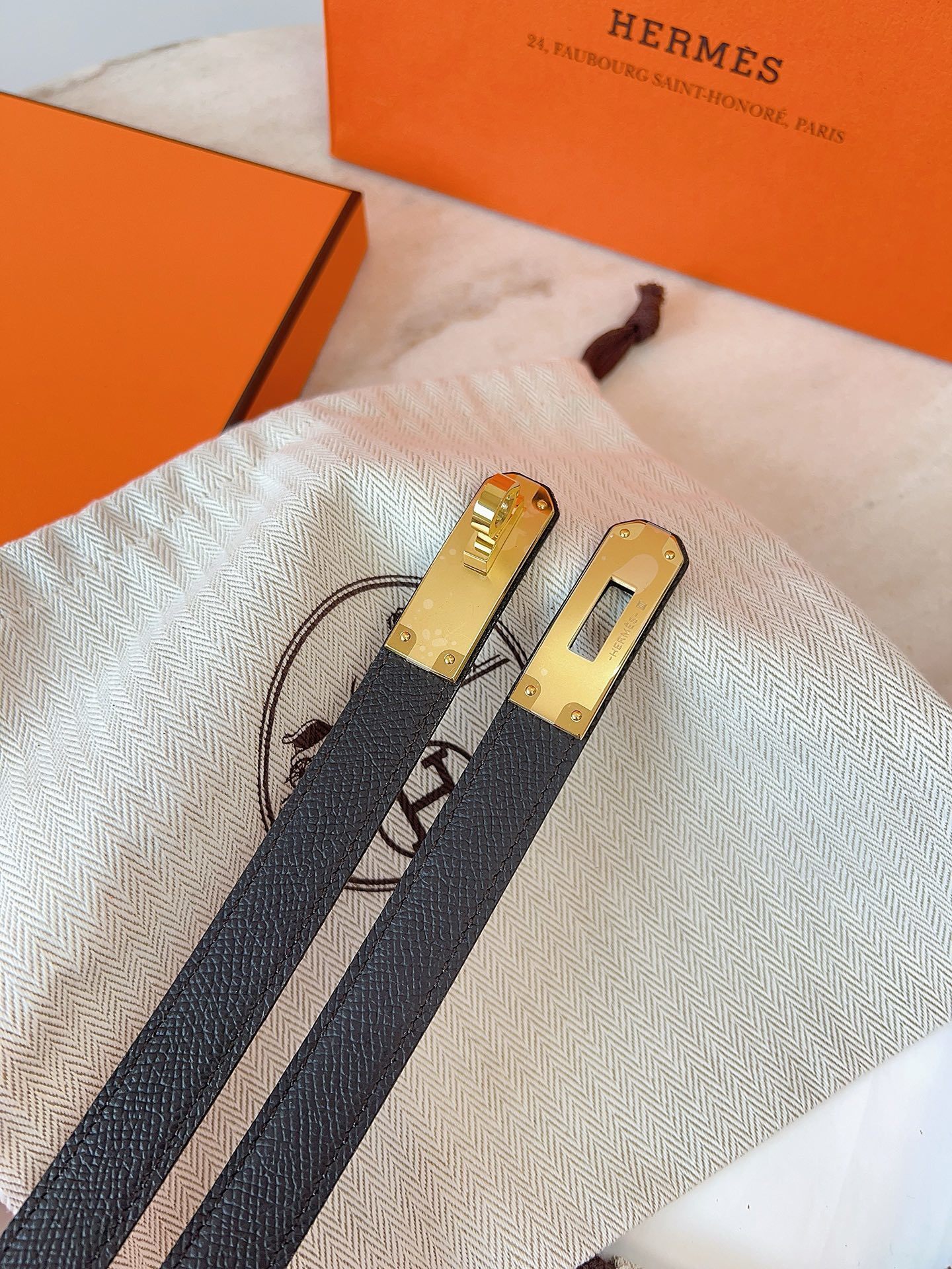 Hermès Kelly Double Tour Bracelet - Black Leather Gold Hardware