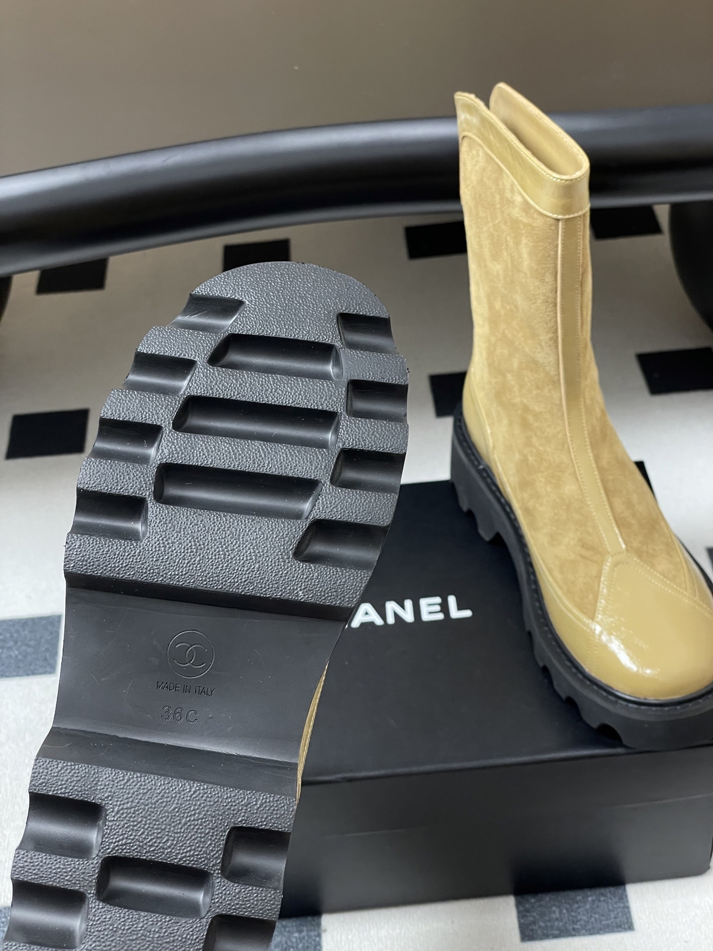 Pair of Chanel beige suede and patent leather mid-calf boots with black chunky lug soles and gold CC logo - Hình 7