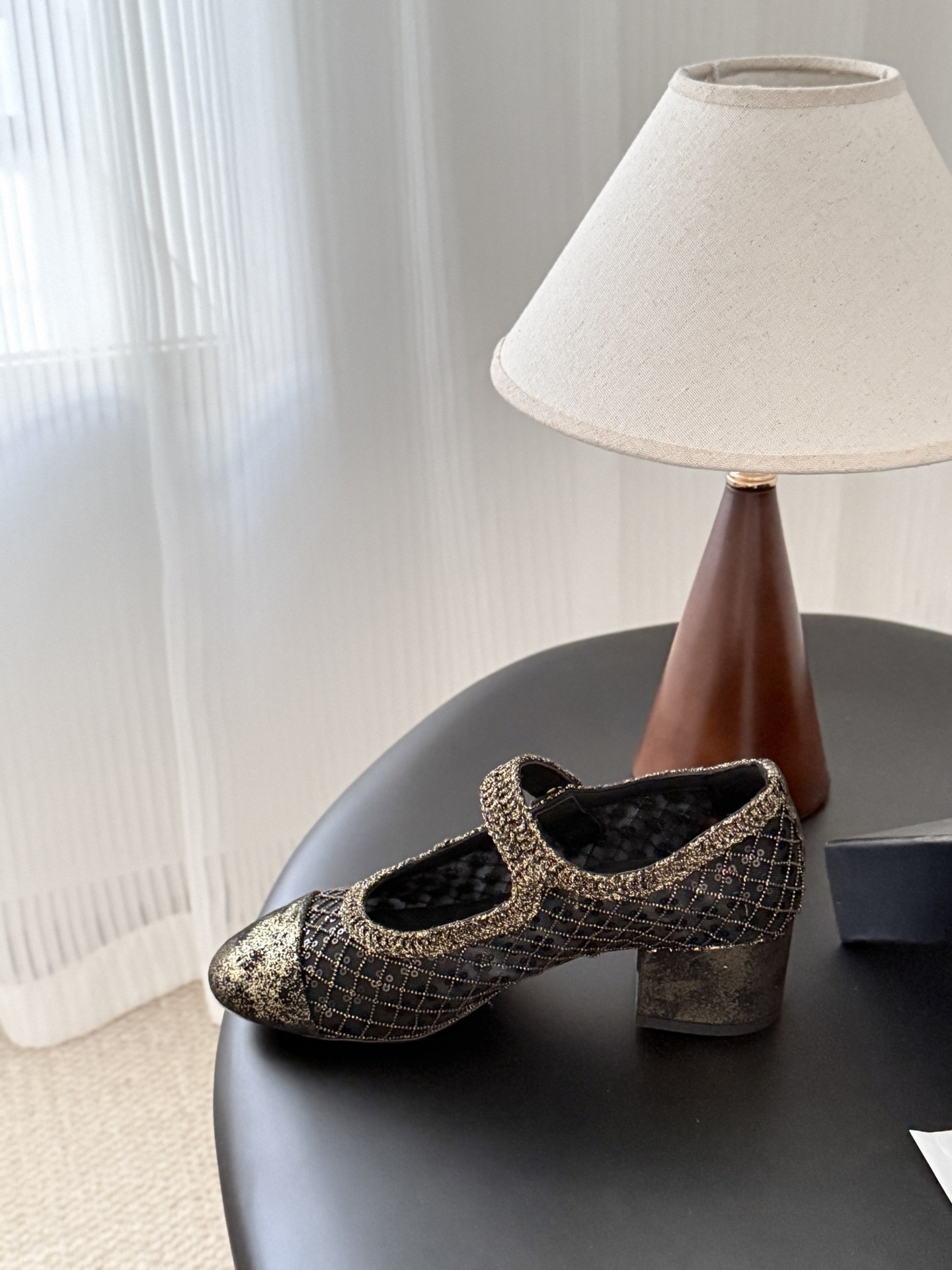 A pair of Chanel black mesh Mary Jane pumps with gold glitter quilted pattern and CC logo button detail shown with original box. - Hình 3