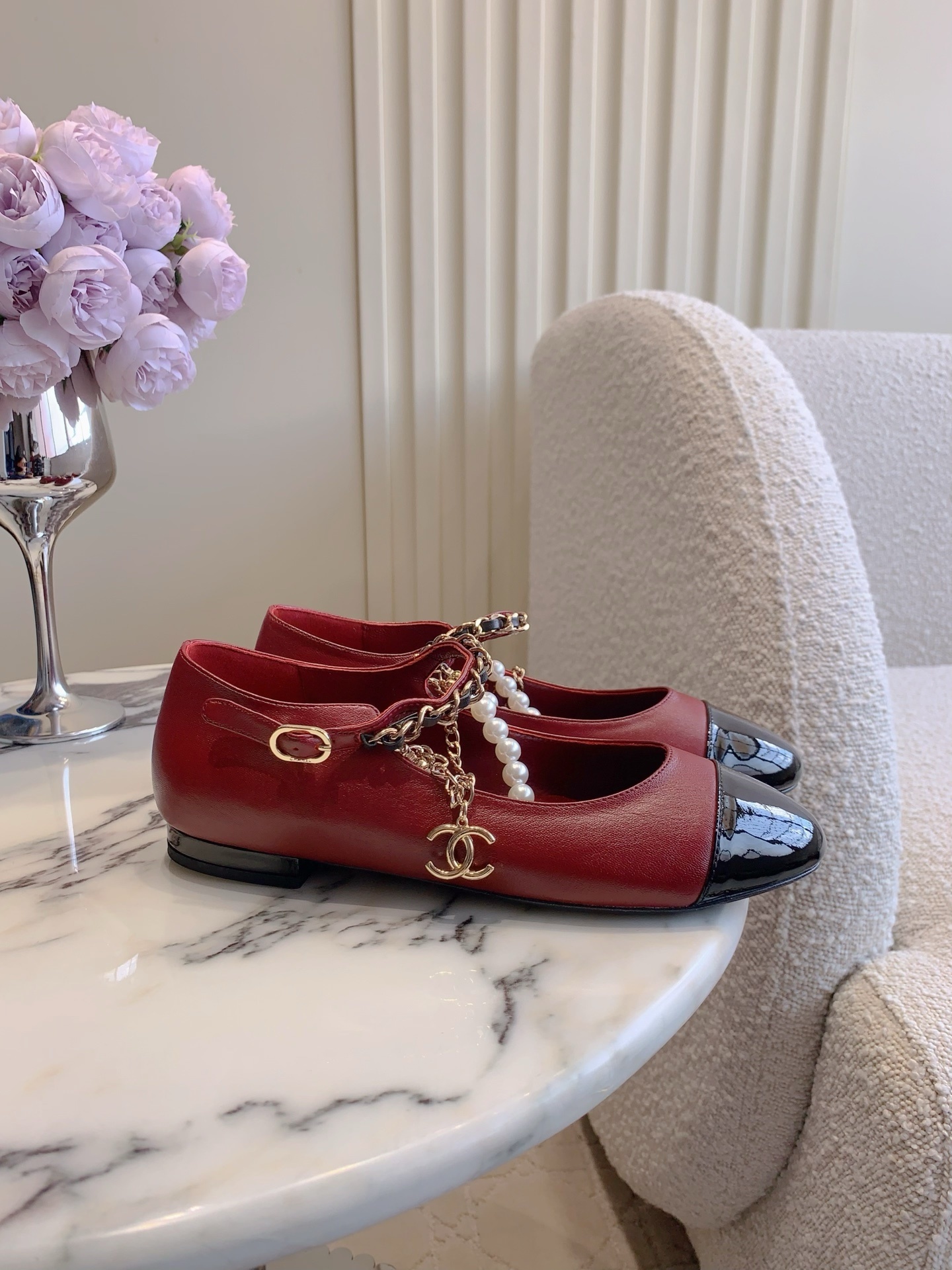 Luxury Red Leather Mary Jane Flats with Pearl & Gold Chain Detail