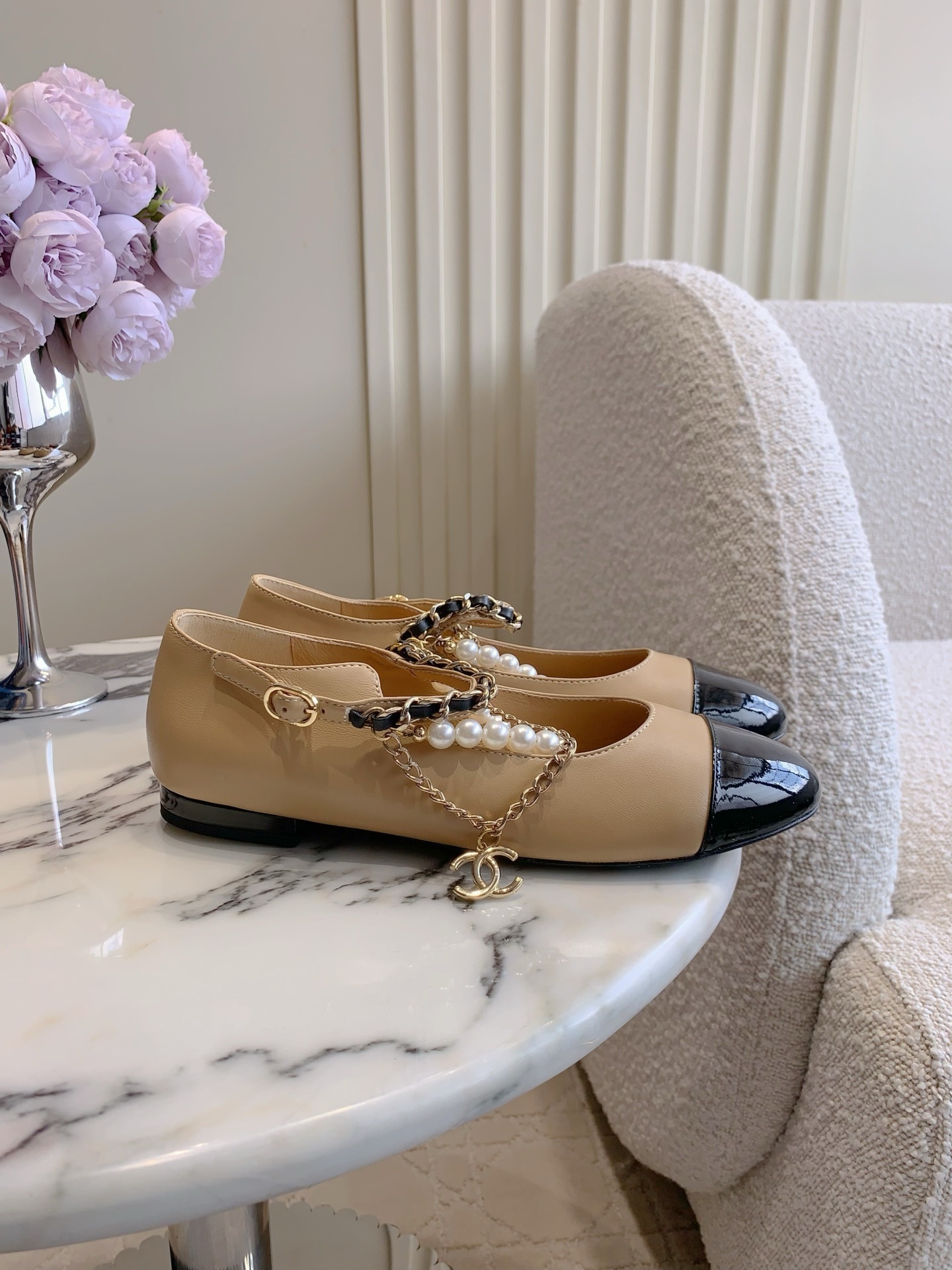 Luxury Two-Tone Mary Jane Ballet Flats with Pearl Chain & CC Charm