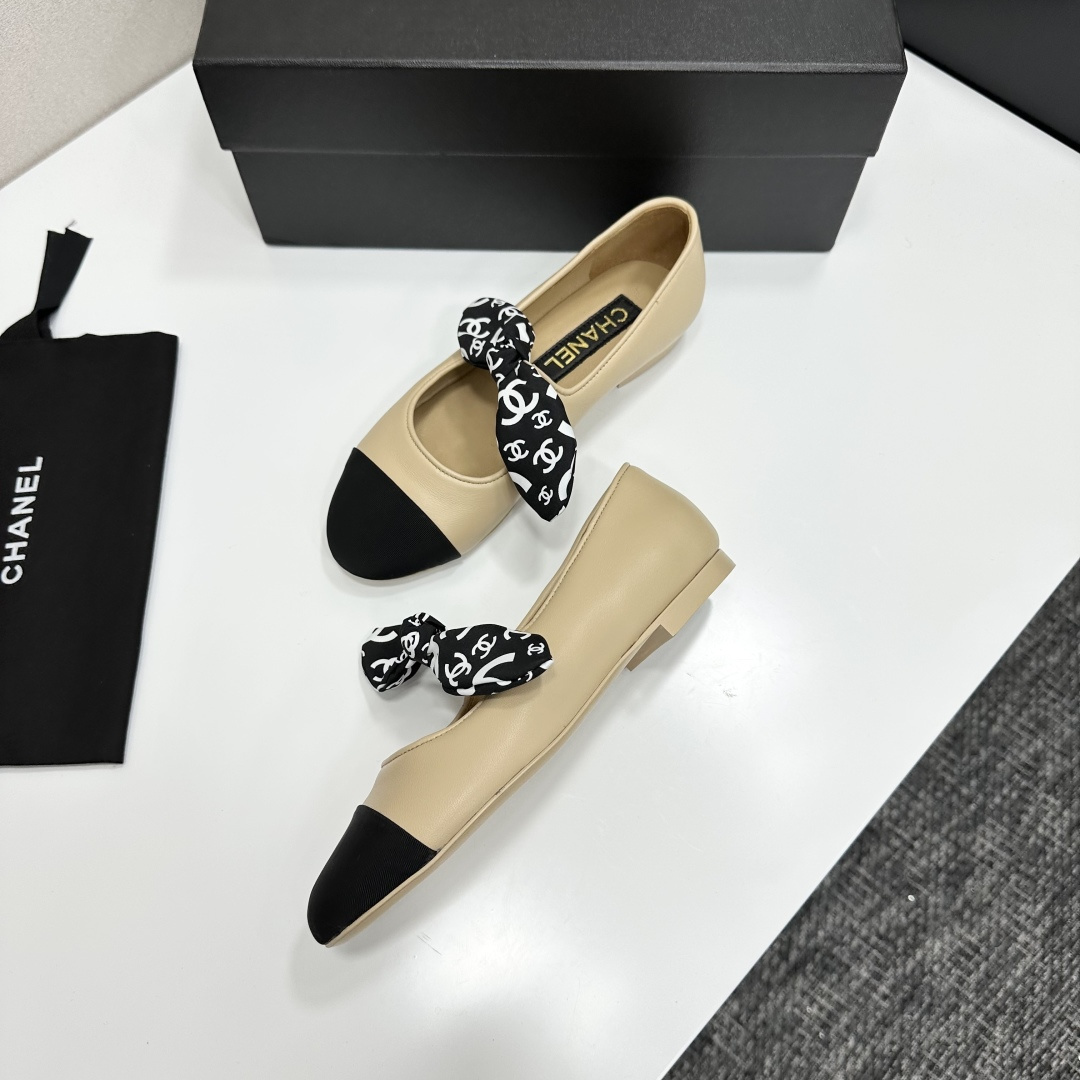 Luxury Beige & Black Cap Toe Mary Jane Flats with Designer Logo Bow