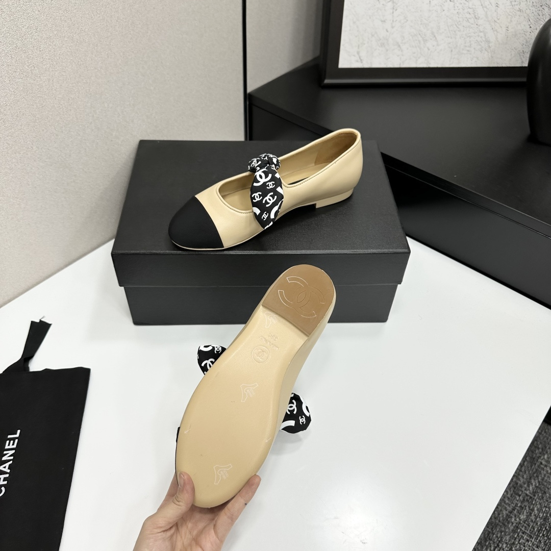 Luxury Beige & Black Cap Toe Mary Jane Flats with Designer Logo Bow