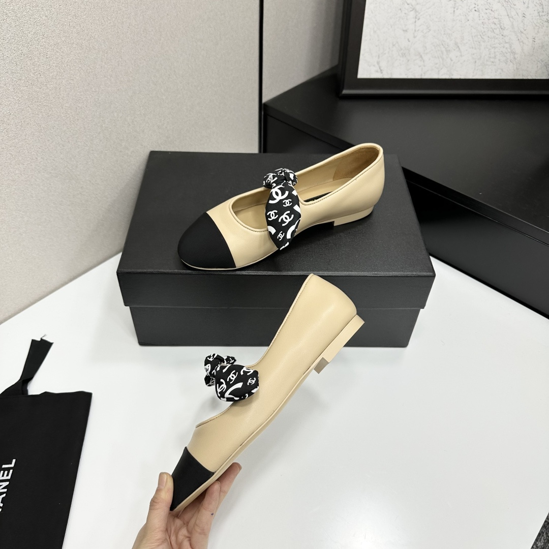Luxury Beige & Black Cap Toe Mary Jane Flats with Designer Logo Bow