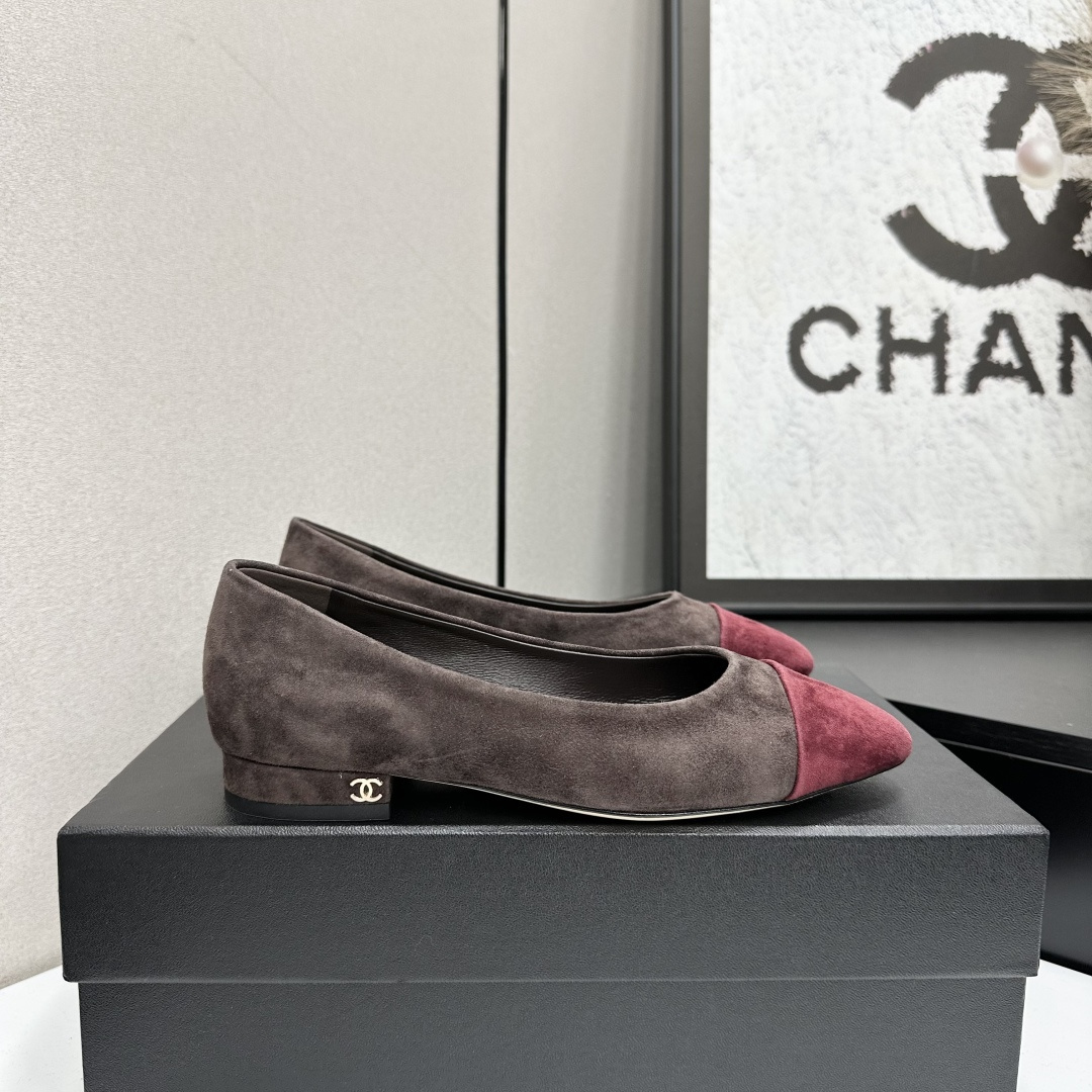 Chanel Suede Two-Tone Cap-Toe Ballet Flats – Brown & Burgundy