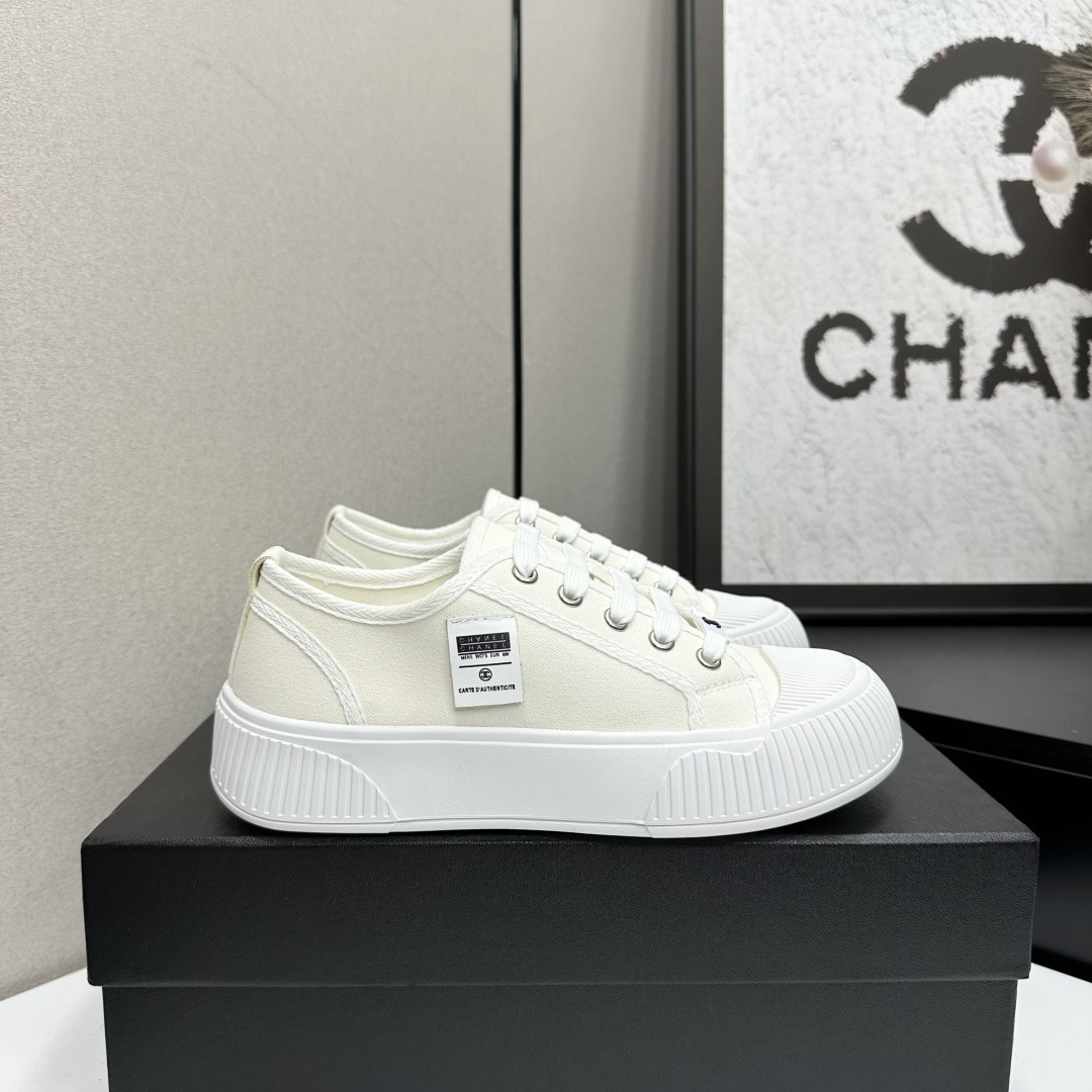 Luxury Chanel White Canvas Platform Sneakers for Women